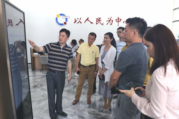 橫崗街道工商聯(lián)（商會）領導、企業(yè)家蒞臨康利城考察