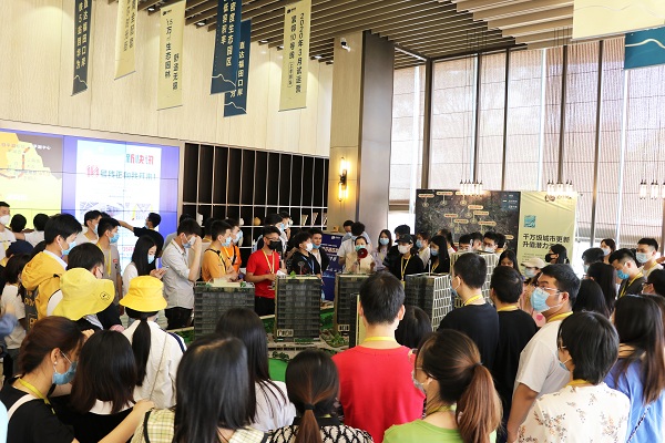 入駐倒計(jì)時(shí)！升學(xué)教育集團(tuán)近300名員工代表參觀康利城